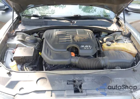 2011 Dodge Charger z USA, uszkodzony, nr VIN 2B3CL3CG8BH606810